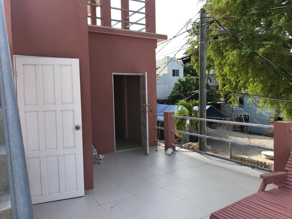 Tropical Paradise Express Caye Caulker Exterior photo