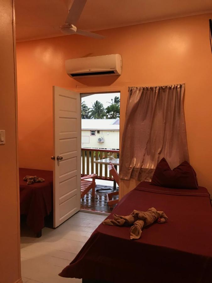 Tropical Paradise Express Caye Caulker Exterior photo
