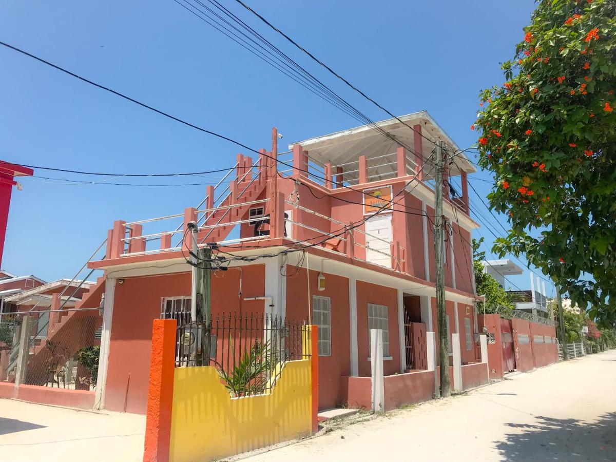 Tropical Paradise Express Caye Caulker Exterior photo